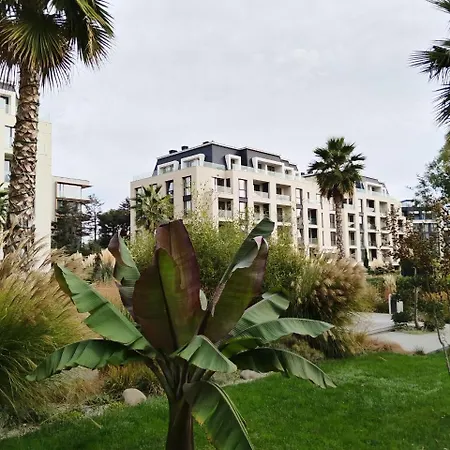 Sveti Konstantin I Helena Premium Studio فارنا
